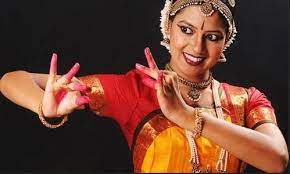 1-classical-dance-training-services-.jpg