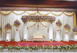 Wooden Mirror Mandap