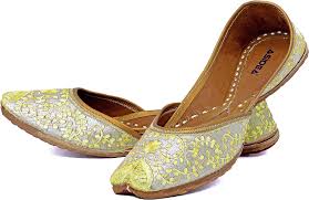 Ethnic Leather Party Wear Ladies Footwear