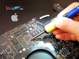 MacBook Display / Battery / motherboard / Repairing